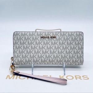 Michael Kors Large Continental Wallet Wristlet Leather (Light Pink/Vanilla)